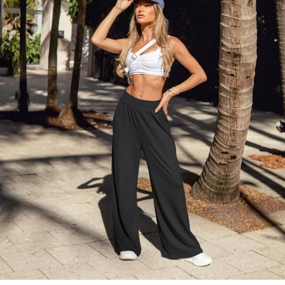 Black High-Waisted Wide Leg Pants